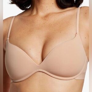NWT PEPPER Zero-G Wirefree Lift Up Bra Sand  Womens 36B